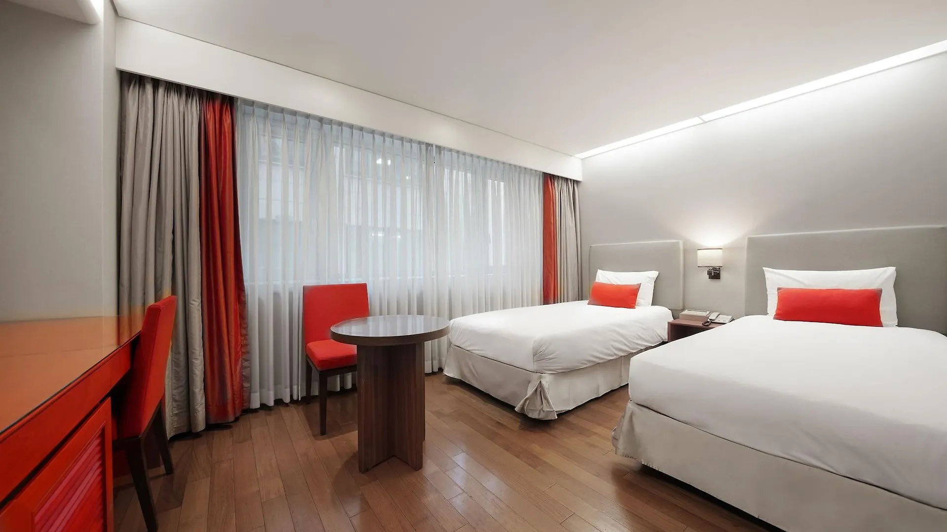 Hotel Prince Seul 3*,