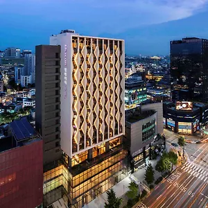 4* 酒店 Mercure Ambassador Hongdae