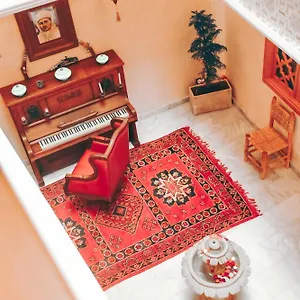 Riad Tislite & ****