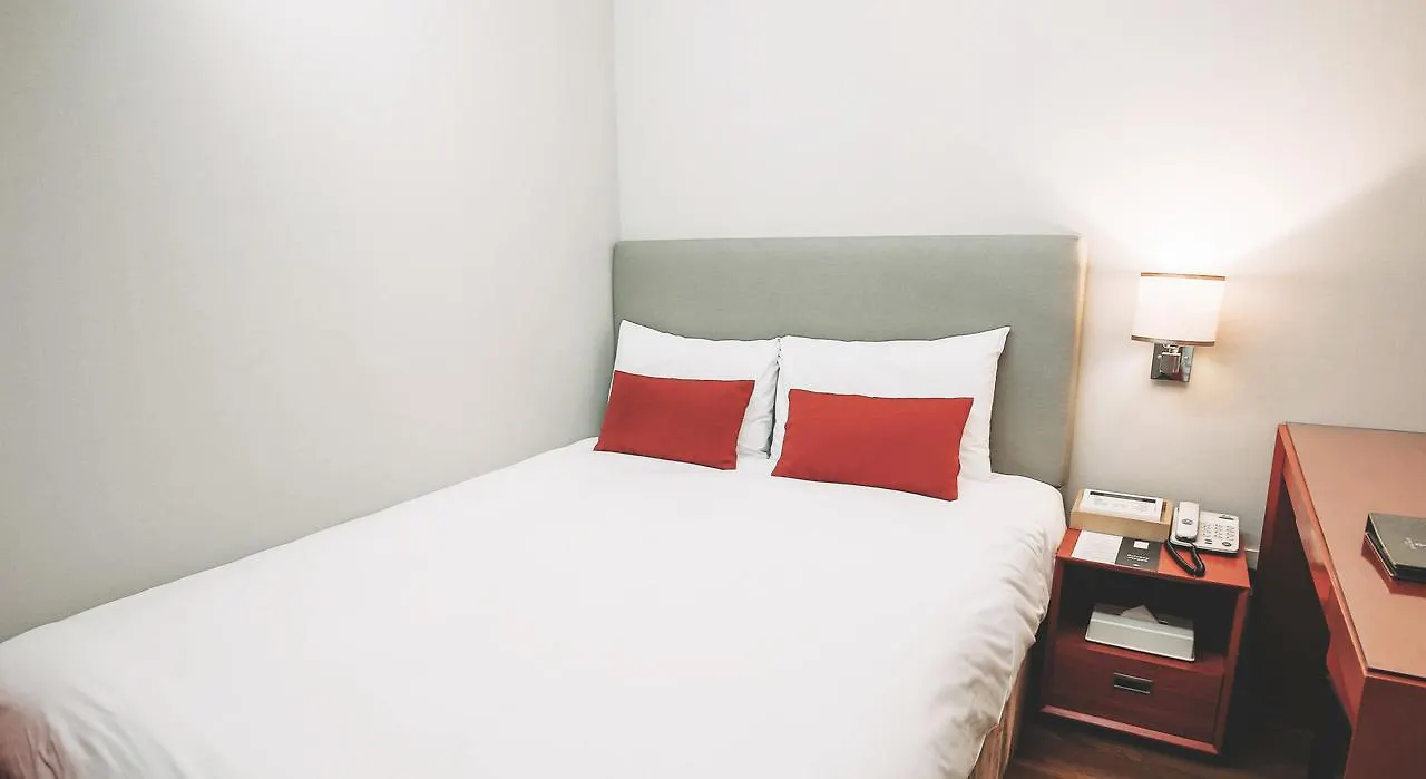 Hotel Prince Seoul 3*,