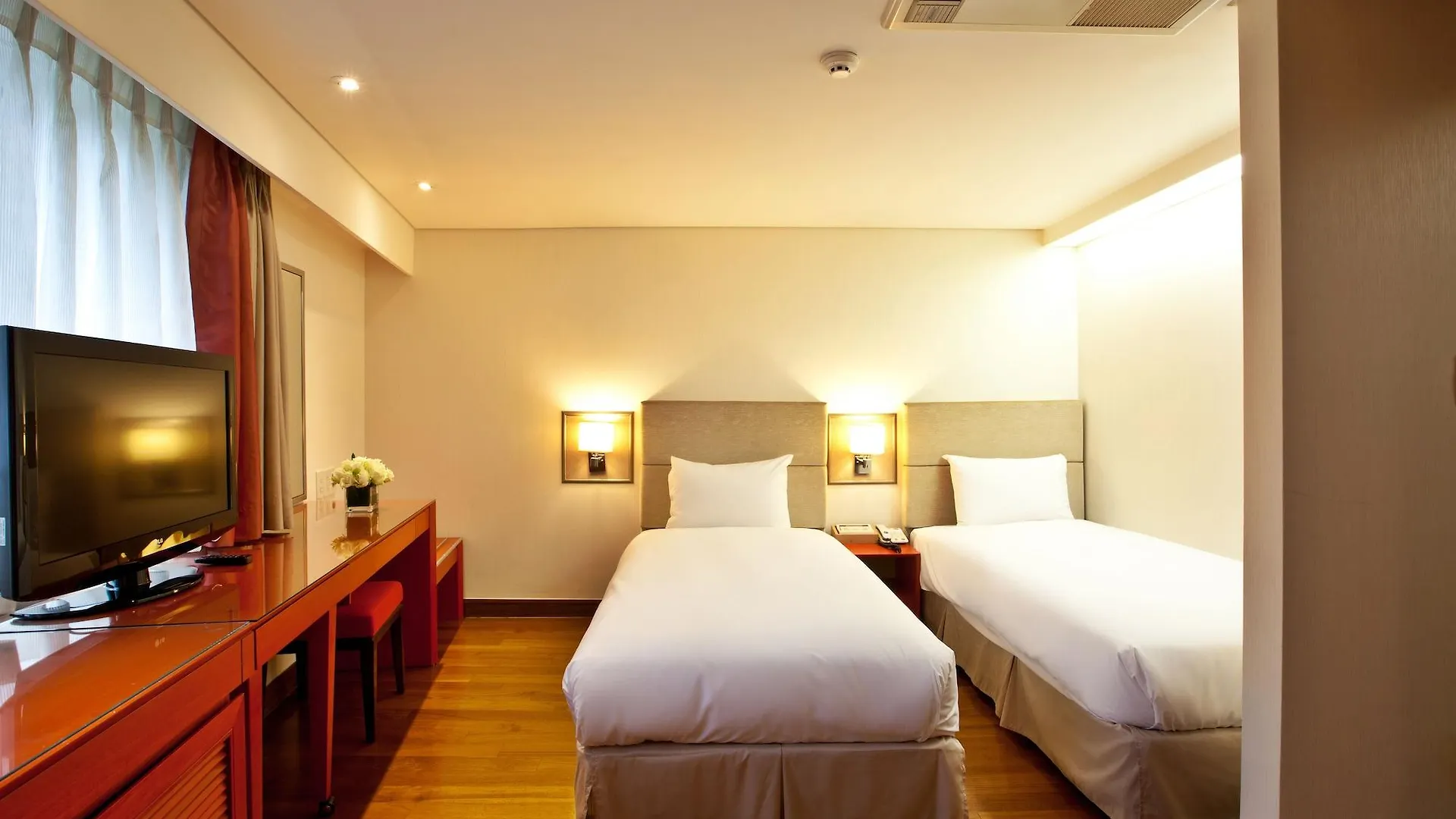 Hotel Prince Seoul 3*,  South Korea